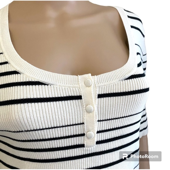 Banana Republic | Sweater - Picture 5 of 7